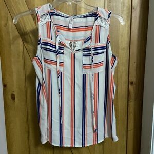Xhilaration tank top. Size L